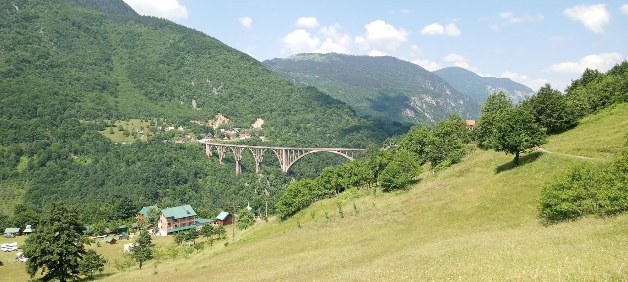 Hotel Family Owned Self Sufficient Eco Farm Tara Pljevlja Exterior foto